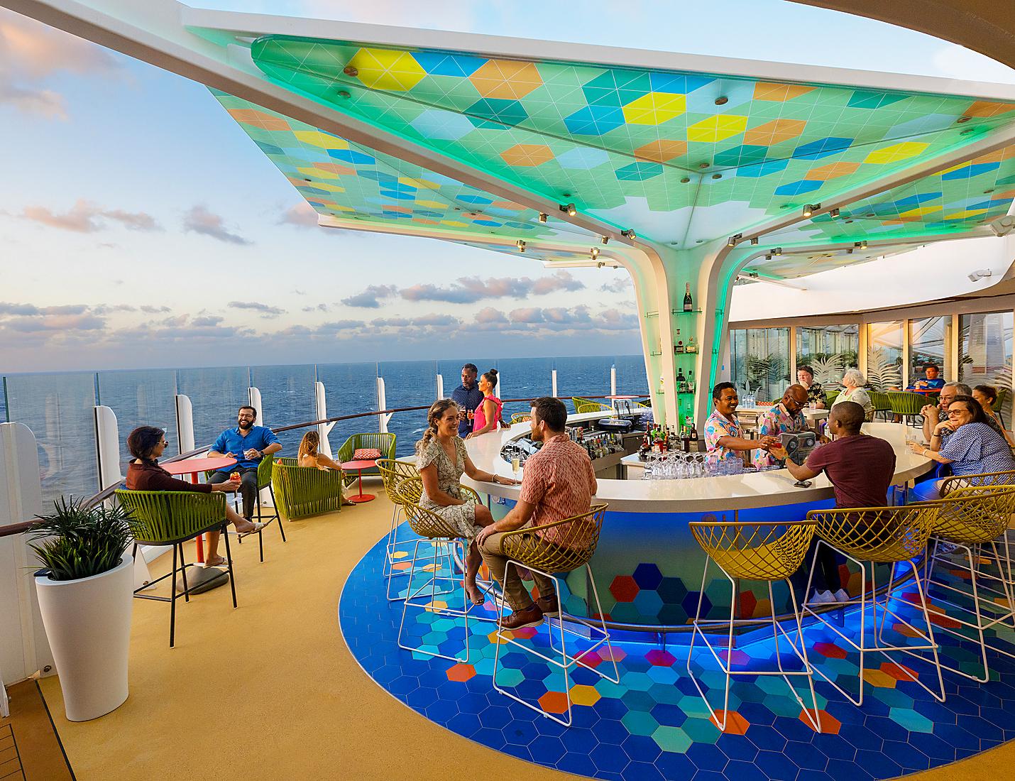 wonder-of-the-seas-the-vue-bar-at-sea-views.jpg